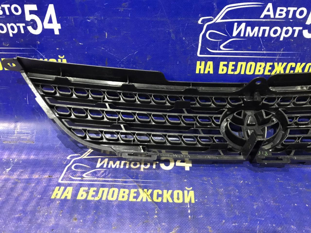 Решетка радиатора TOYOTA SPACIO 1999-2001
