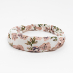 Косынка для девочки "Цветы", цв. белый, р-р 50, (MINAKU)