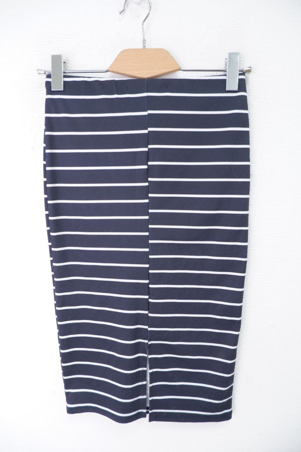 Юбка в полоску красивая 44 размер