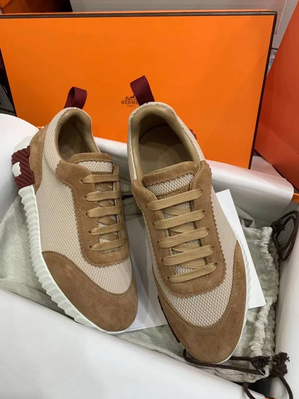 Женские бежево-коричневые кроссовки Hermes Bouncing с сеткой