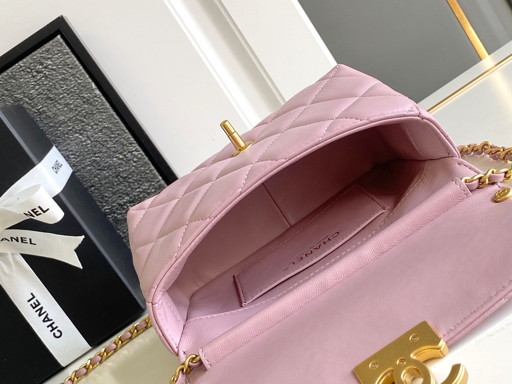 Chanel Bag 20 cm