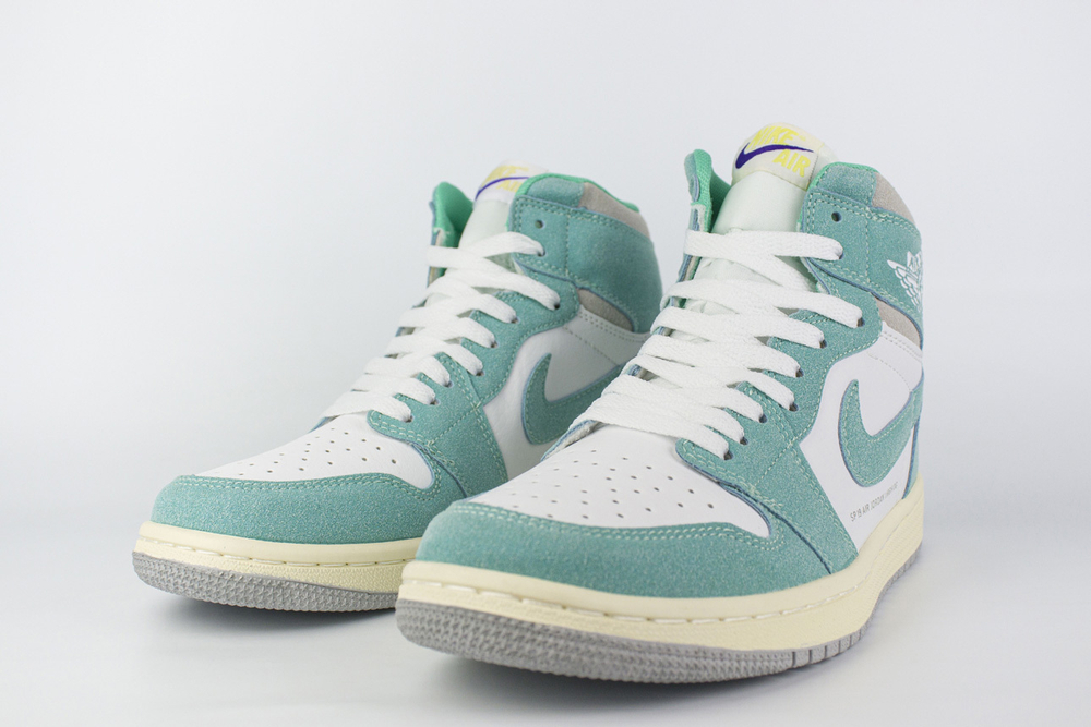 Кроссовки Nike Air Jordan 1 Wmns White / Green dm