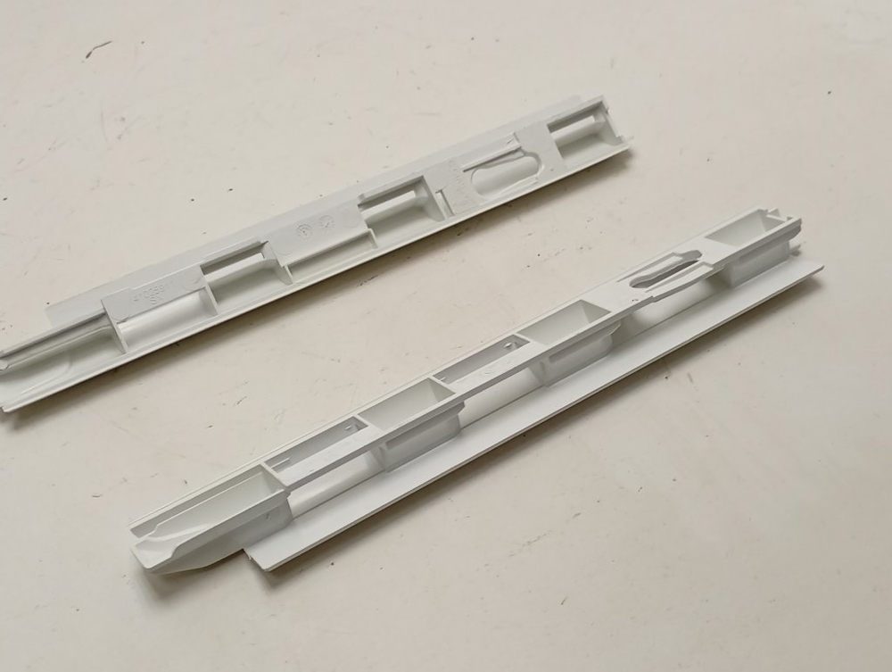 GOY1054L кт48 Направляющие верхней крышки для стиральной машины Candy 41025909 41025911 б/у