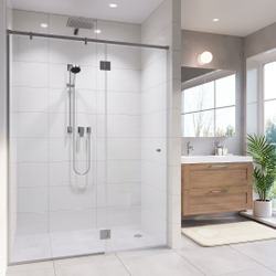 Прямая душевая с одностворчатой поворотной дверью