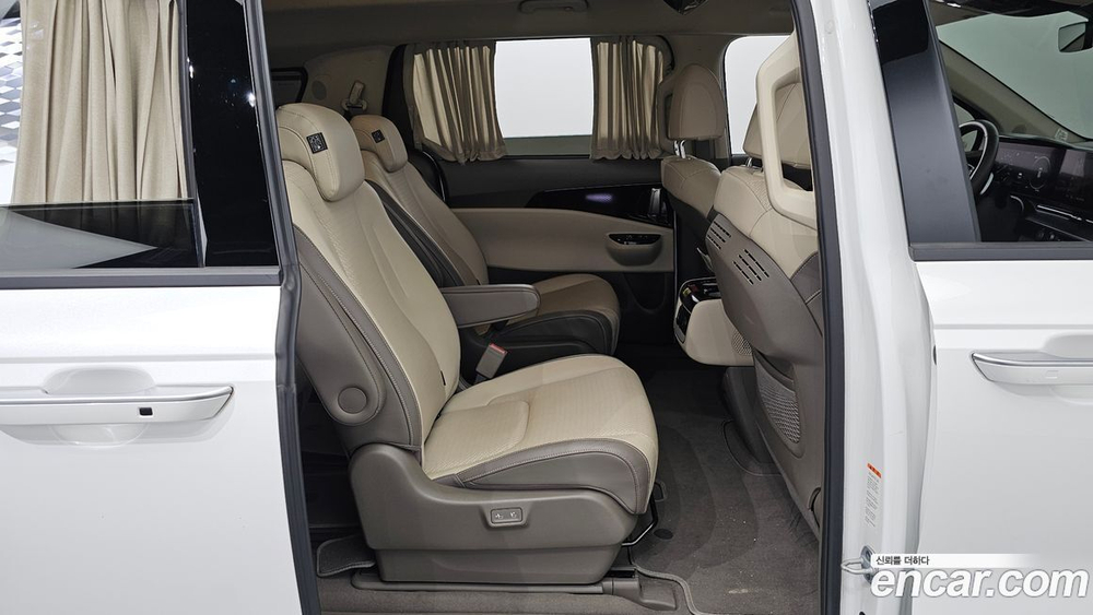 Kia Carnival (Sedona) 4 Generation 9-и местный High Limousine (06.2021)