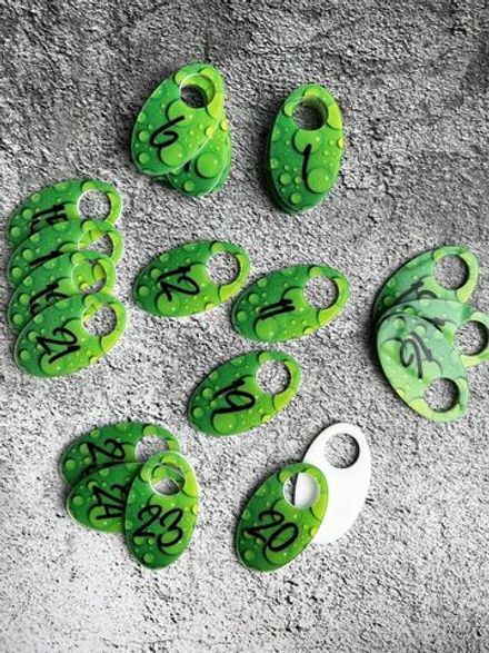 Номерки для гардероба акрил 4х7 см