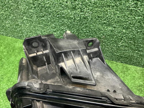 Фара правая Lixiang L7 (2023-н.в.) LED