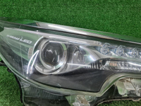 Битая Фара правая Toyota Fortuner II (2015-2020) LED