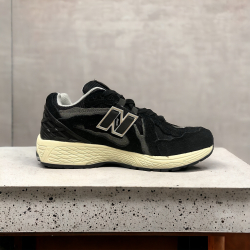 New Balance 1906D • Black