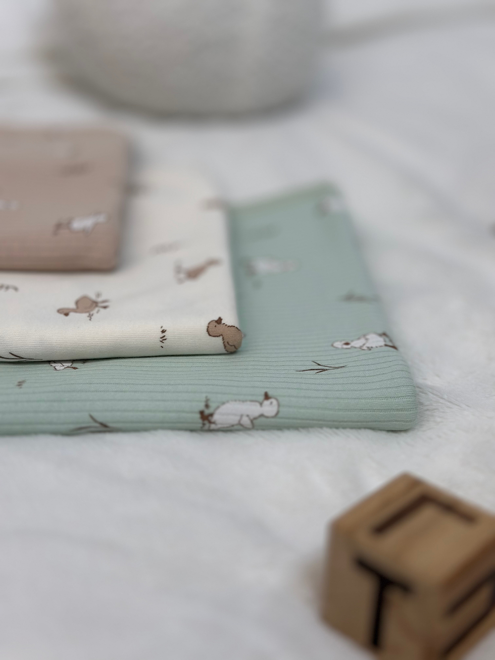 Пелёнка Утята Экрю 85*130 RinaAmari