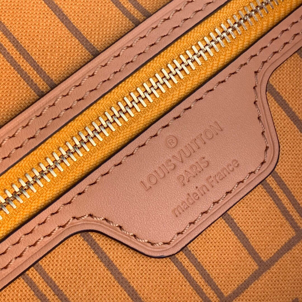 Louis Vuitton Neverfull MM
