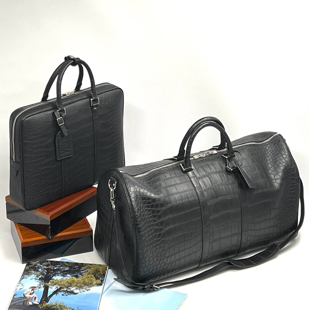 Деловая сумка Louis Vuitton из кожи крокодила