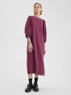 Платье с пышными рукавами винного цвета