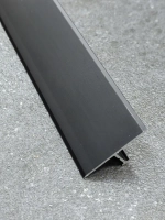 АТ 25мм "DO-1" 2,7м Черный мат. Т-об. анод. алюм.