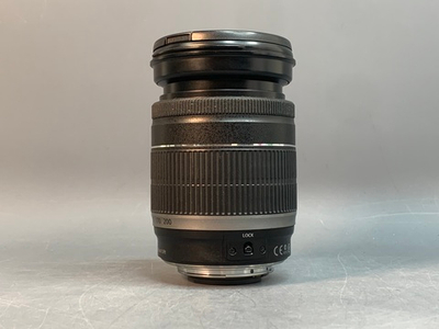 Canon EF-S 18-200mm 3.5-5.6 IS, до 18mm не доходит zoom