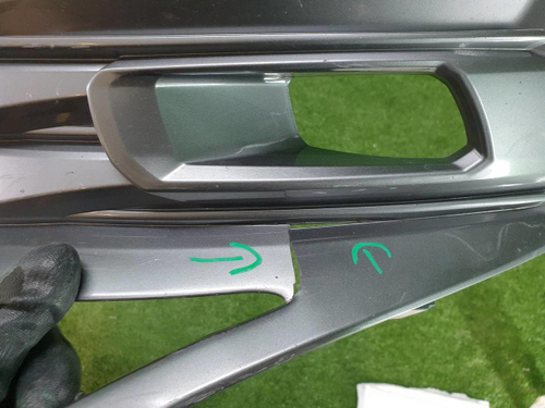 Решетка переднего бампера Toyota Camry xv70 (2017-2021)