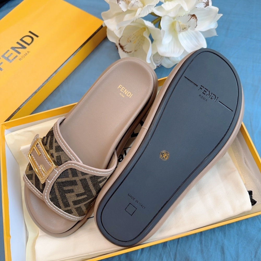 Fendi Slides