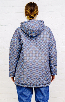 Двусторонняя куртка "Москва Кандинского", по мотивам живописи Василия Кандинского ("Москва. Красная площадь." 1916 г)