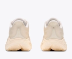 Женские кроссовки Hoka Clifton 11 - Alabaster / Oat Milk