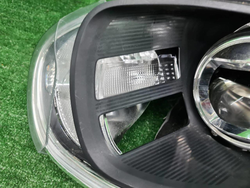 Битая Фара левая Mini Countryman F60 (2016-2020) LED