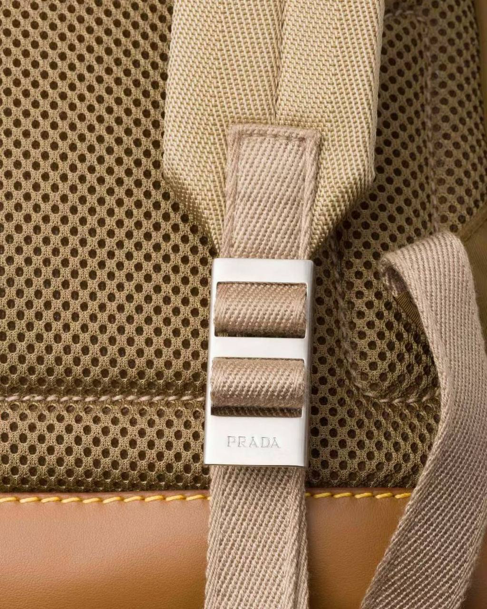 Рюкзак Prada