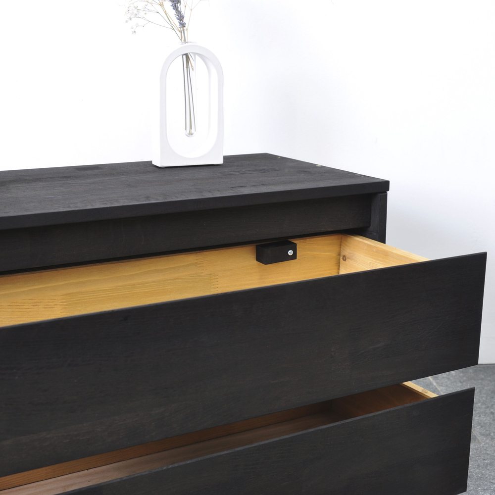 Дизайнерский комод с ящиками Эдгар из массива дуба 70х28х35 см / черный комод для одежды в прихожую, детскую, ванную комнату