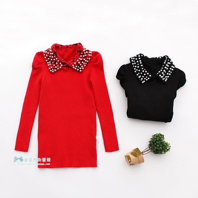 Джемпер с воротником, расшитым цветами и бусинами