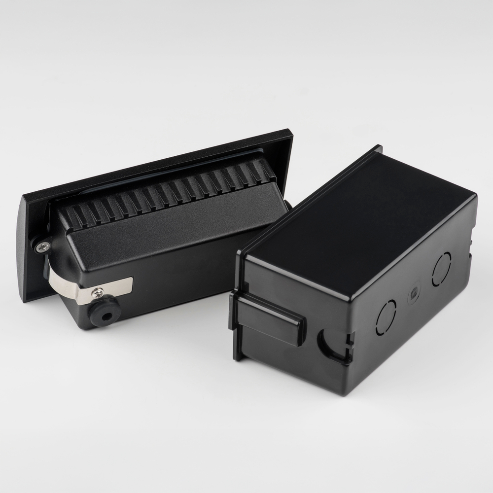 383572 Светильник ESTRA LED 5W 200LM 120G ЧЕРНЫЙ 3000K IP55