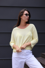 джемпер из тонкого трикотажа