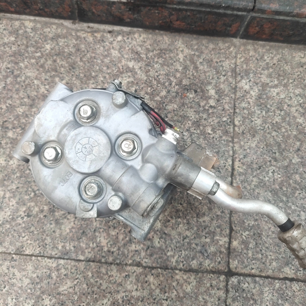Компрессор кондиционера для Honda Fit, City, Civic, Accord, Freed, Gleam, Everus бу
