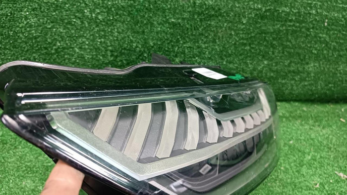 Фара левая Audi A7 2 (2018-н.в.) Matrix LED
