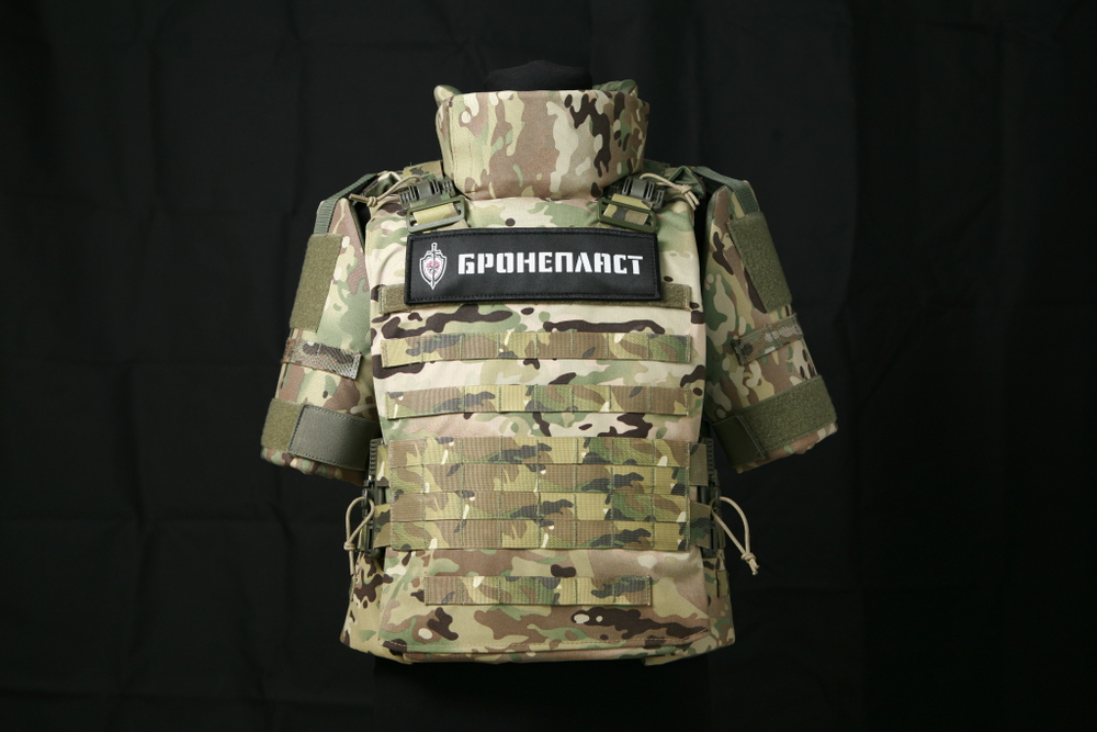 Жилет М2 + плечи + защитные вставки СВМПЭ Бр1, С2