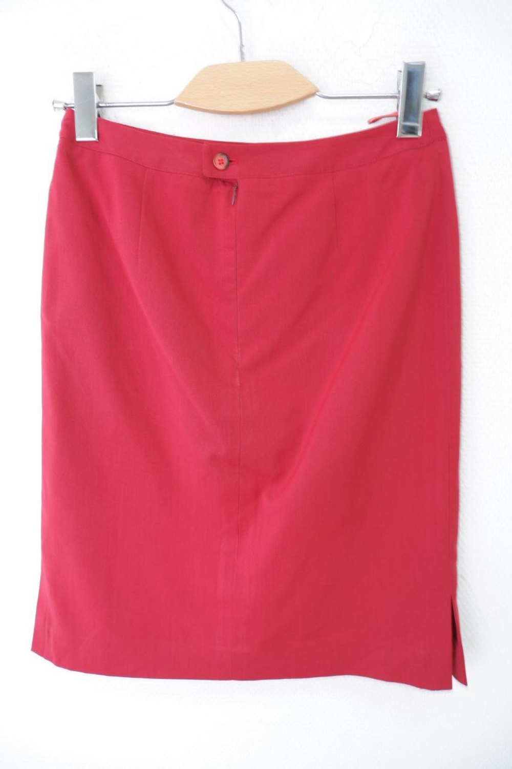 Юбка Vero Moda ярко-красная 38 размер