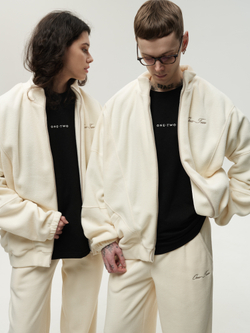 Zip-Up Sweatshirt Cream