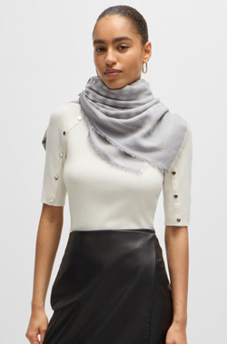 Шаль женская BOSS Ylona_118*210 10262576 01