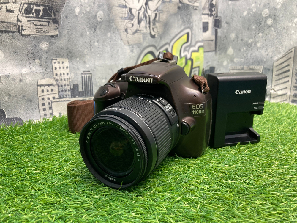 Canon 1100D kit 18-55mm 16.000 кадров Коричневый