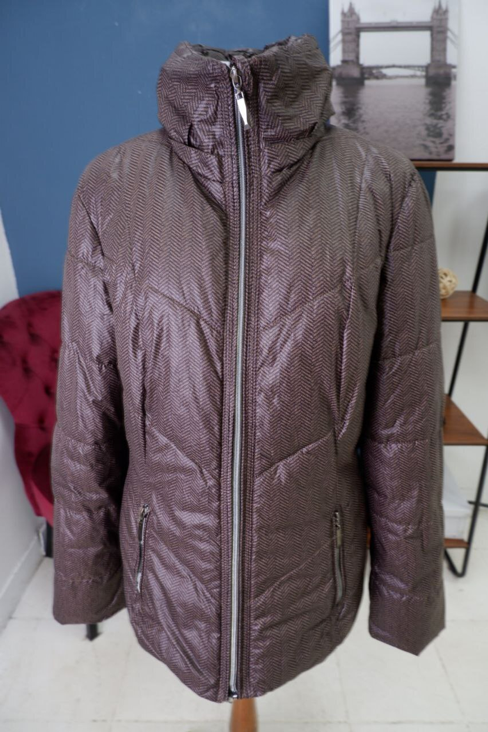 Куртка Jessica стильная 46 размер