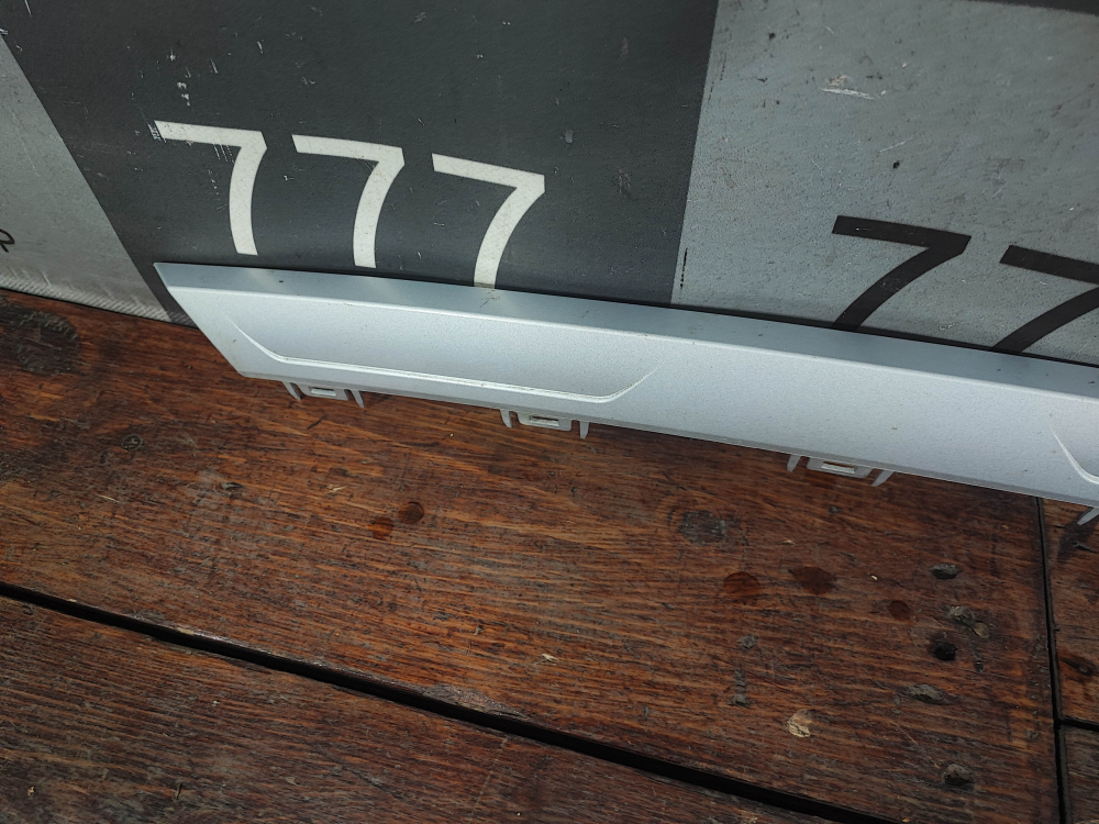 Молдинг накладка переднего бампера Haval M6 2 21-нв Б/У Оригинал 2803103XKZ0YA