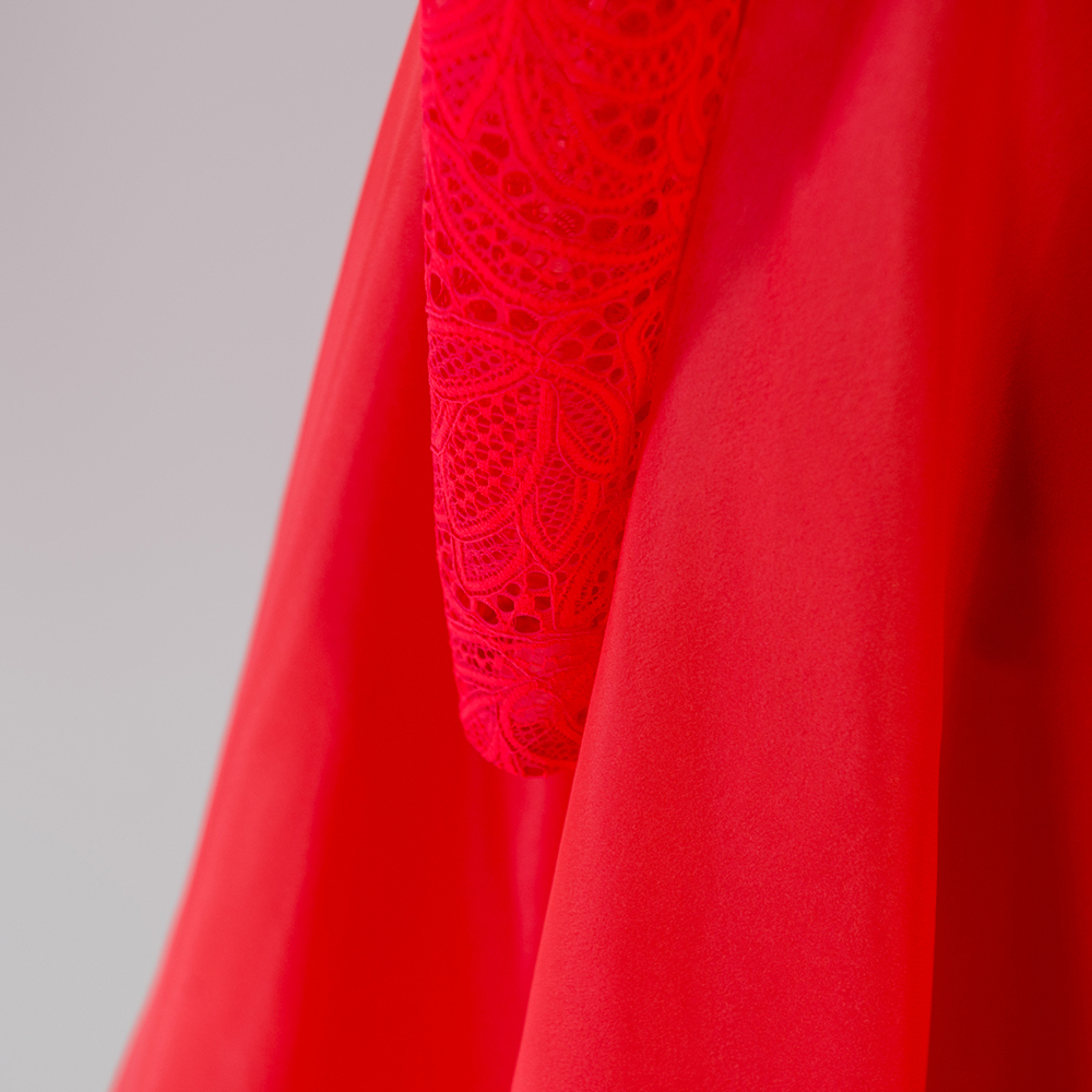 яркое платье для танцев