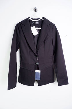 Жакет базовый, маркировка М, визуально на 40/42 размер, новый