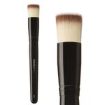 Круглая кисть с плоским срезом  для тона ManlyPro - K17