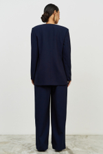 Жакет двубортный без воротника