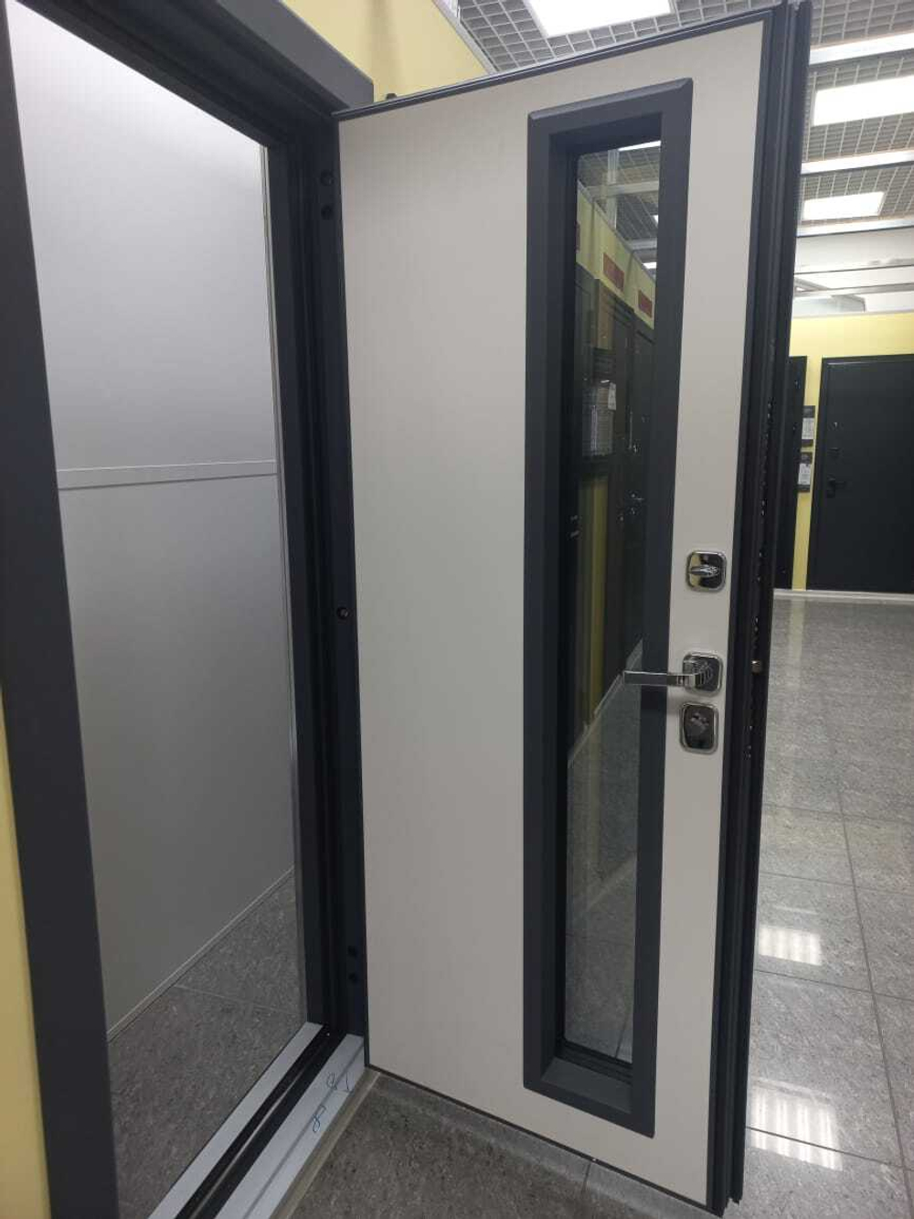 Входная дверь Центурион ТЕРМО Т-10 Антрацит муар - Ясень скандинавский