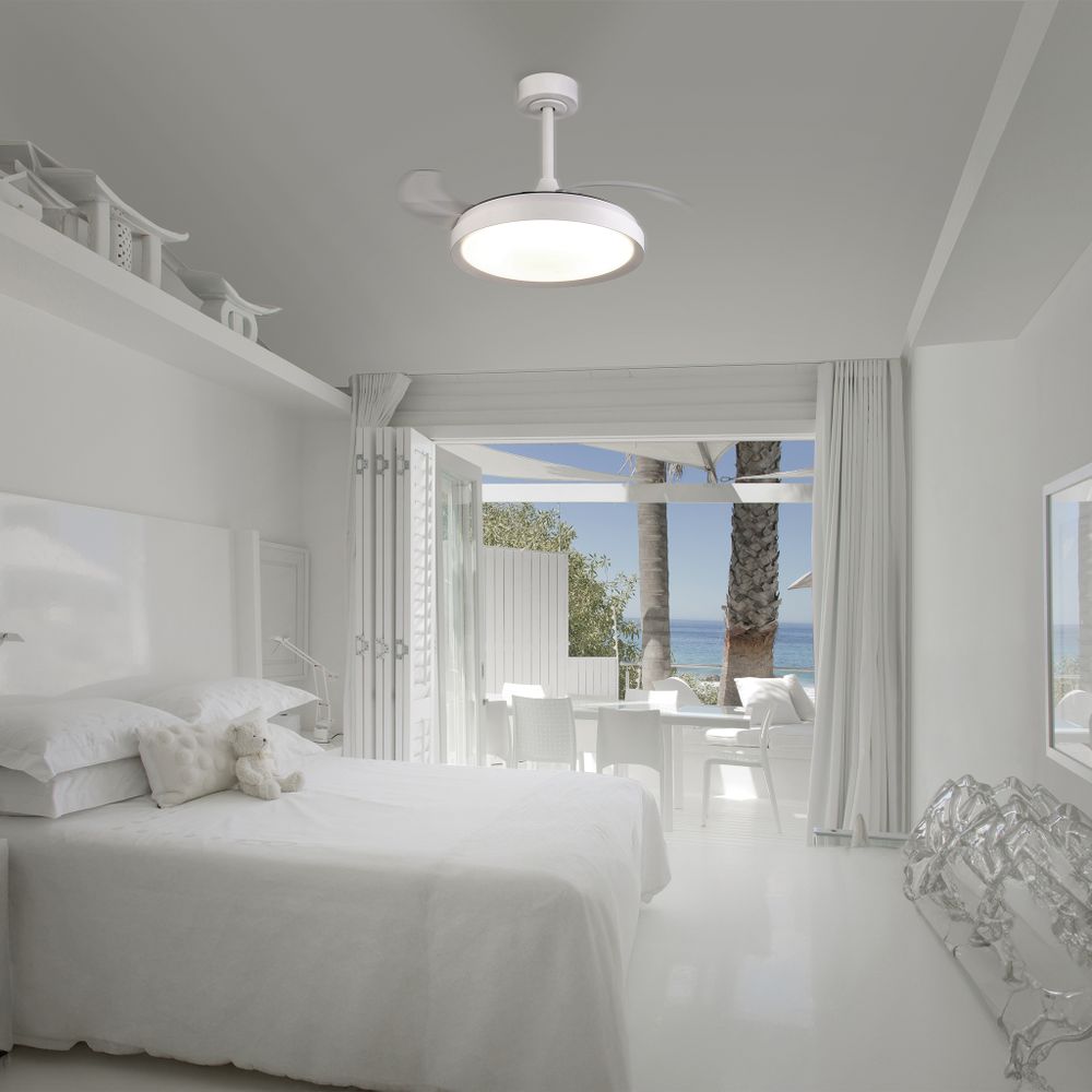 8826 Люстра потолочная-вентилятор MISTRAL