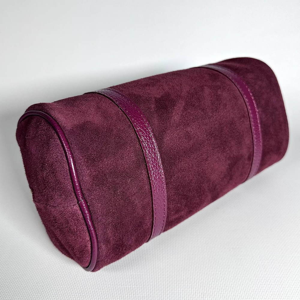 Женская замшевая сумка-бочонок цвета марсала