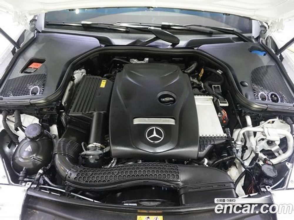 Mercedes-Benz E-Class W213 E250 Avangarde (11.2023)