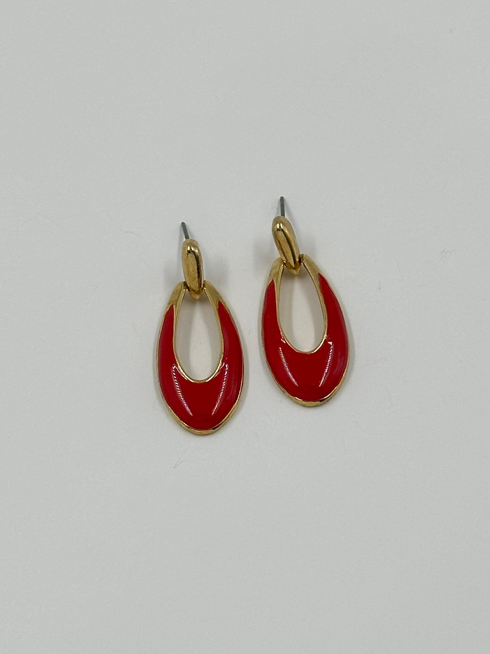 Серьги с красной эмалью