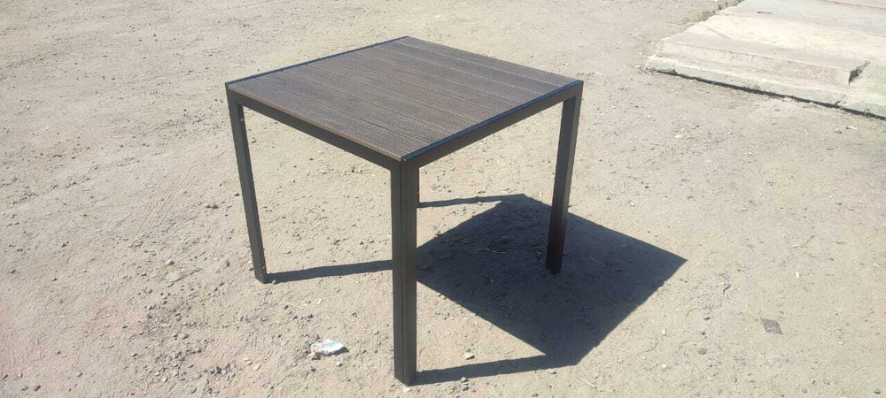 Алюминиевый квадратный стол ПОЛИВУД-10 80*80  цвет каштан 1027