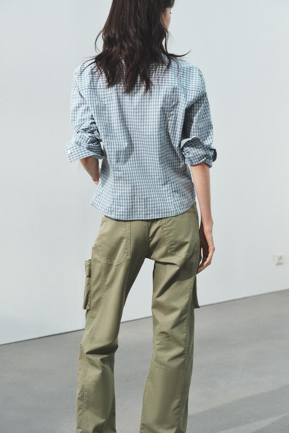 ZARA ПРИТАЛЕННАЯ РУБАШКА В КЛЕТКУ, СИНИЙ/БЕЛЫЙ