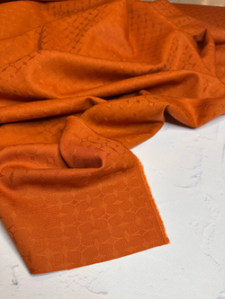 Костюмно-плательная однотонная жаккардовая шерсть с узором (COMME DES GARÇONS, 100%шерсть, Оранжевая охра, 142, 264 гр/м2)